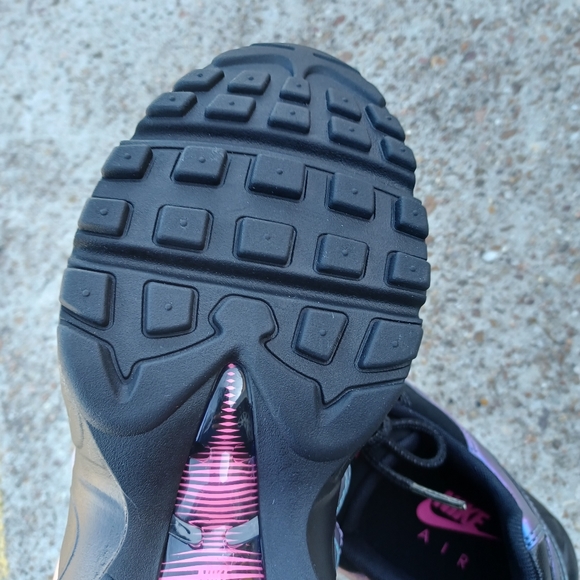 Nike Air Max 95 throwback future Sneakers - Picture 8 of 8